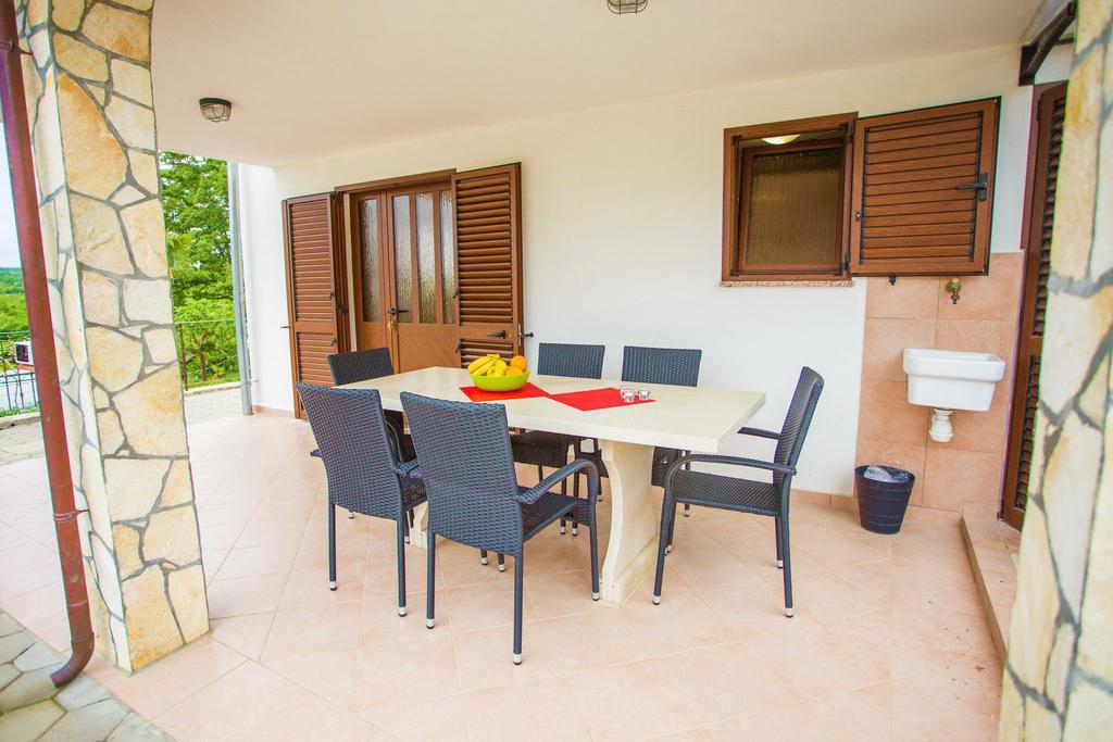 Villa Lara Karojba Oda fotoğraf