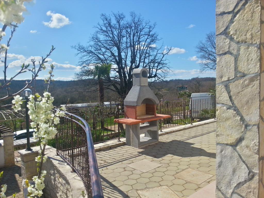 Villa Lara Karojba Oda fotoğraf